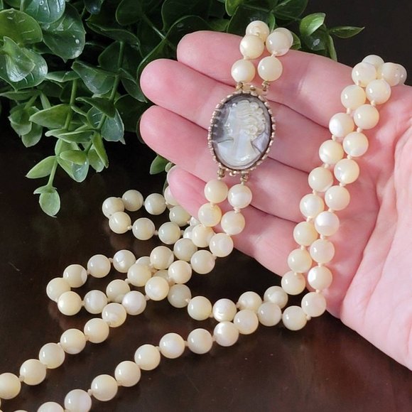Vintage Mother of Pearl Beaded Necklace with Removable Cameo Catch Brooch